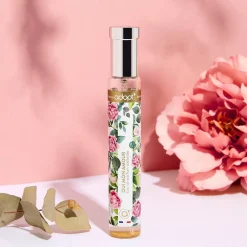 Hot Adopt Oui Mon Amour